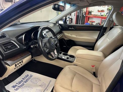 Used 2015 Subaru Outback 3.6R Limited AWD/4WD image 6