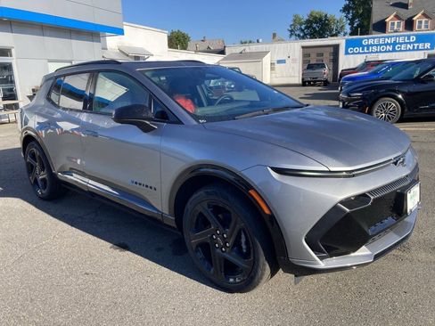 New 2025 Chevrolet Equinox EV RS w/ Convenience Package II image 1
