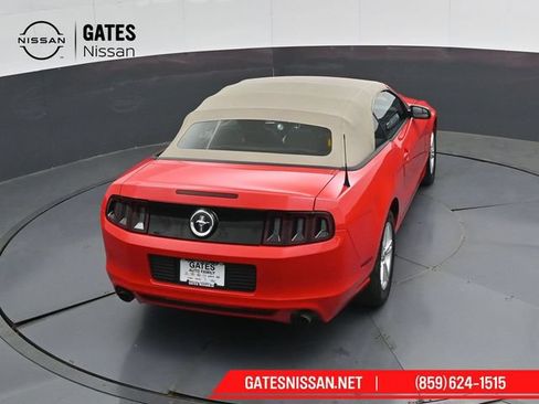 Used 2014 Ford Mustang Convertible w/ Equipment Group 102A RWD image 33