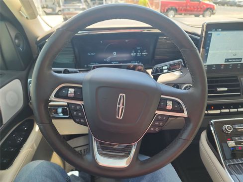 Used 2022 Lincoln Navigator Black Label AWD/4WD image 37