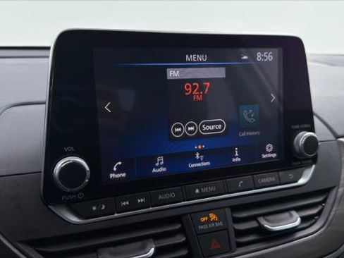 Used 2025 Nissan Altima 2.5 SV FWD image 27