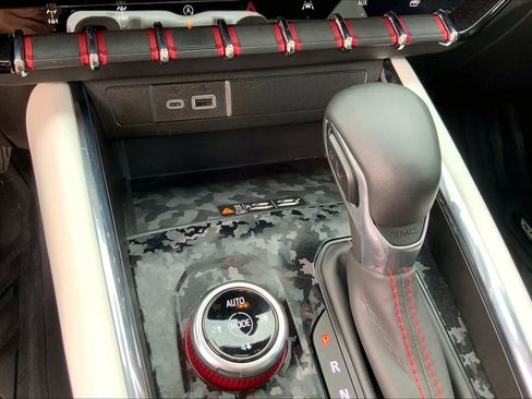 Used 2024 GMC Canyon AT4X AWD/4WD image 35