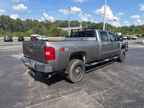 Used 2008 Chevrolet Silverado 3500 LT w/ Suspension Package, Off-Road AWD/4WD image 3