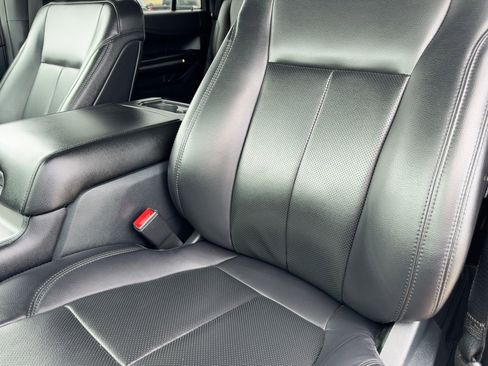 Certified 2021 Ford Expedition XLT image 24