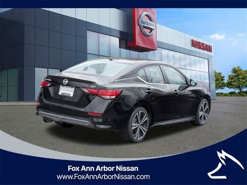 Certified 2022 Nissan Sentra SR w/ Electronics Package image 5