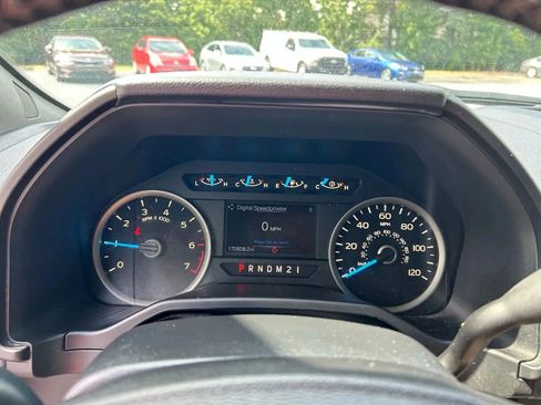 Used 2015 Ford F150 XLT w/ Equipment Group 301A Mid AWD/4WD image 17