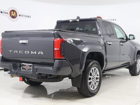 Used 2025 Toyota Tacoma Limited image 3