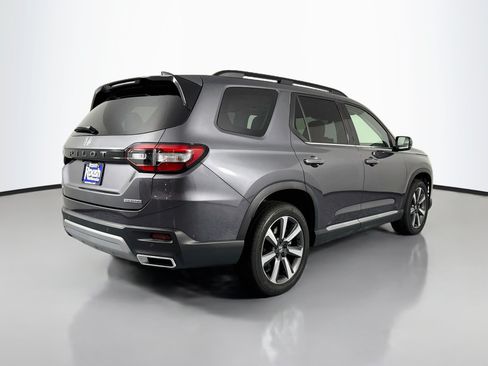 Certified 2023 Honda Pilot Touring image 5