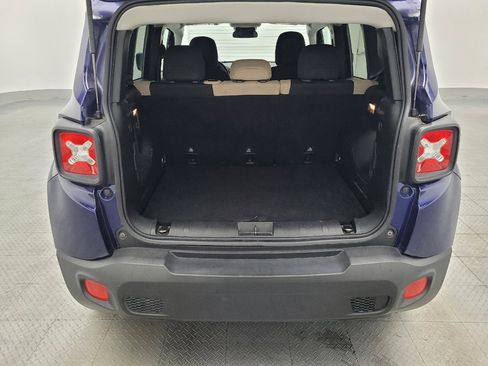 Used 2016 Jeep Renegade Latitude image 29