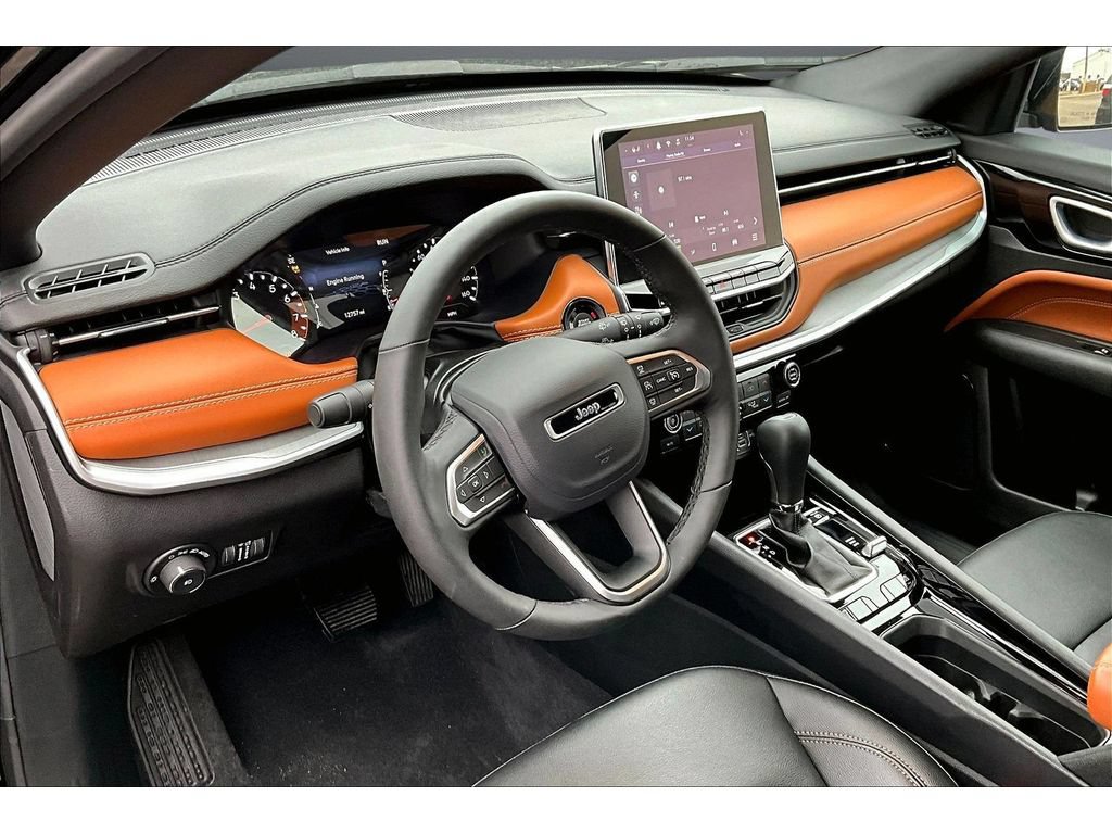 Used 2024 Jeep Compass Limited AWD/4WD image 17