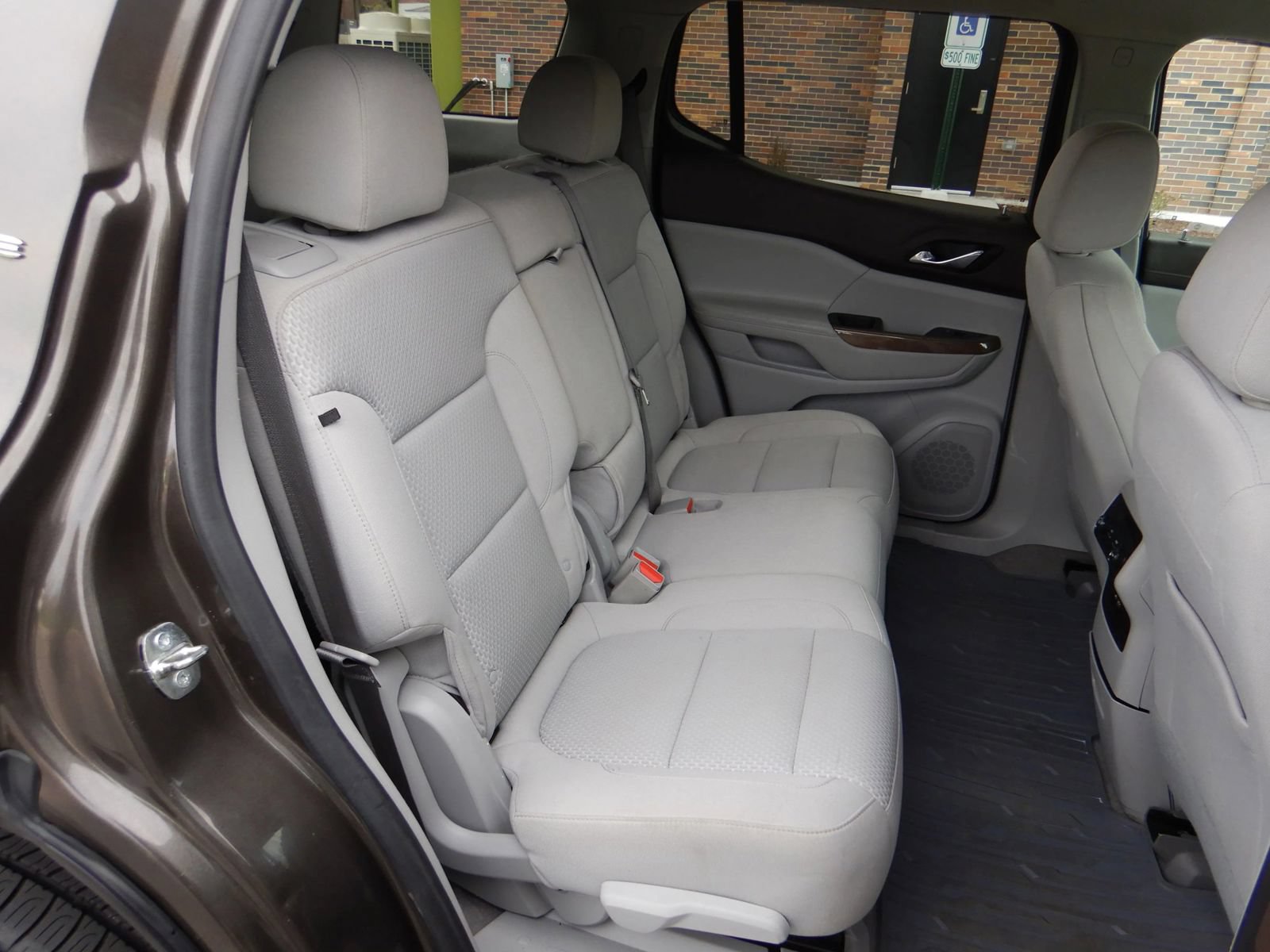 Used 2020 GMC Acadia SLE AWD/4WD image 23