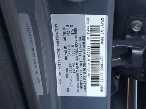 Used 2024 MAZDA MAZDA3 s image 27