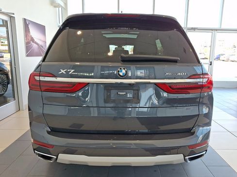 Used 2022 BMW X7 xDrive40i w/ Executive Package image 5