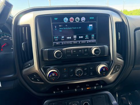 Used 2018 Chevrolet Silverado 1500 LTZ w/ LTZ Plus Package AWD/4WD image 24
