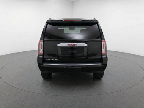 Used 2020 GMC Yukon XL Denali w/ Denali Ultimate Package AWD/4WD image 7