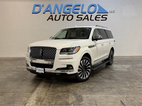 Used 2022 Lincoln Navigator Black Label AWD/4WD image 1