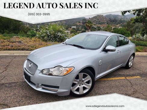 Used 2010 Jaguar XF Luxury RWD image 1