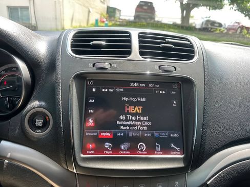 Used 2020 Dodge Journey Crossroad FWD image 17