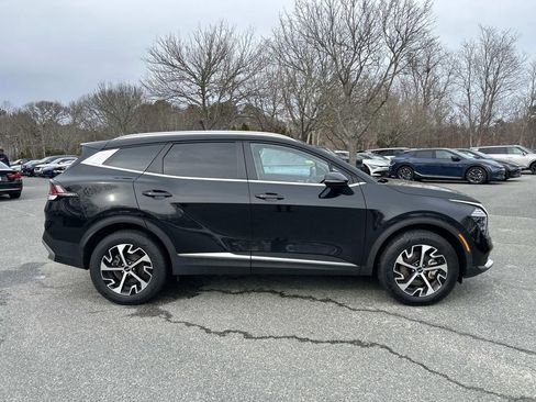 Certified 2025 Kia Sportage EX AWD/4WD image 2