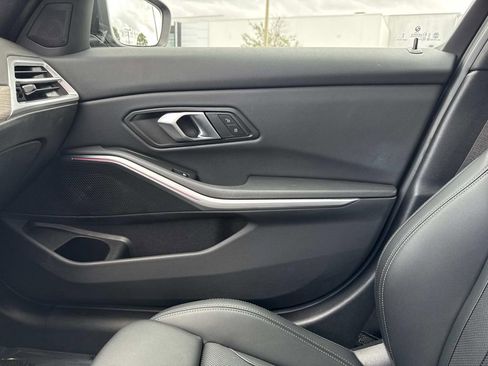 Used 2025 BMW 330i Sedan image 28