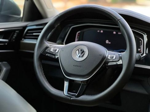 Used 2019 Volkswagen Jetta SEL Premium FWD image 29