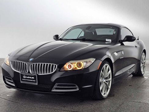 Used 2010 BMW Z4 sDrive35i image 7