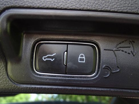 Used 2022 Ford Explorer 4WD Timberline image 49