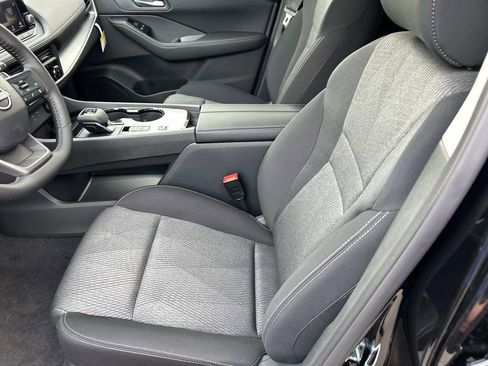 New 2026 Nissan Rogue SV FWD image 15