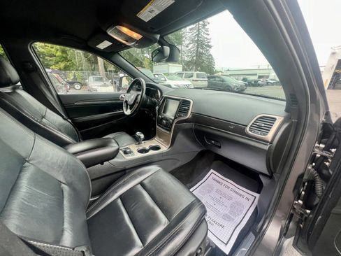 Used 2015 Jeep Grand Cherokee Limited image 15