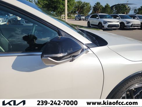 New 2026 Kia K4 EX FWD image 8