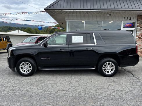 Used 2016 GMC Yukon XL SLT image 9