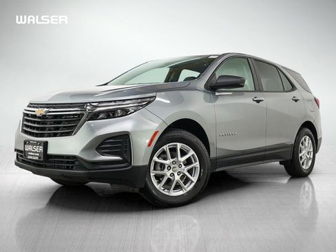 Used 2024 Chevrolet Equinox LS w/ LS Convenience Package AWD/4WD image 1