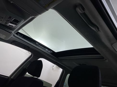 Used 2017 Subaru Forester 2.5i Premium image 18