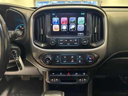 Used 2017 GMC Canyon Denali image 10