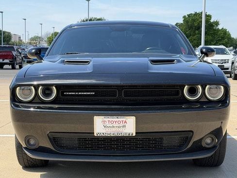Used 2015 Dodge Challenger SXT Plus image 7