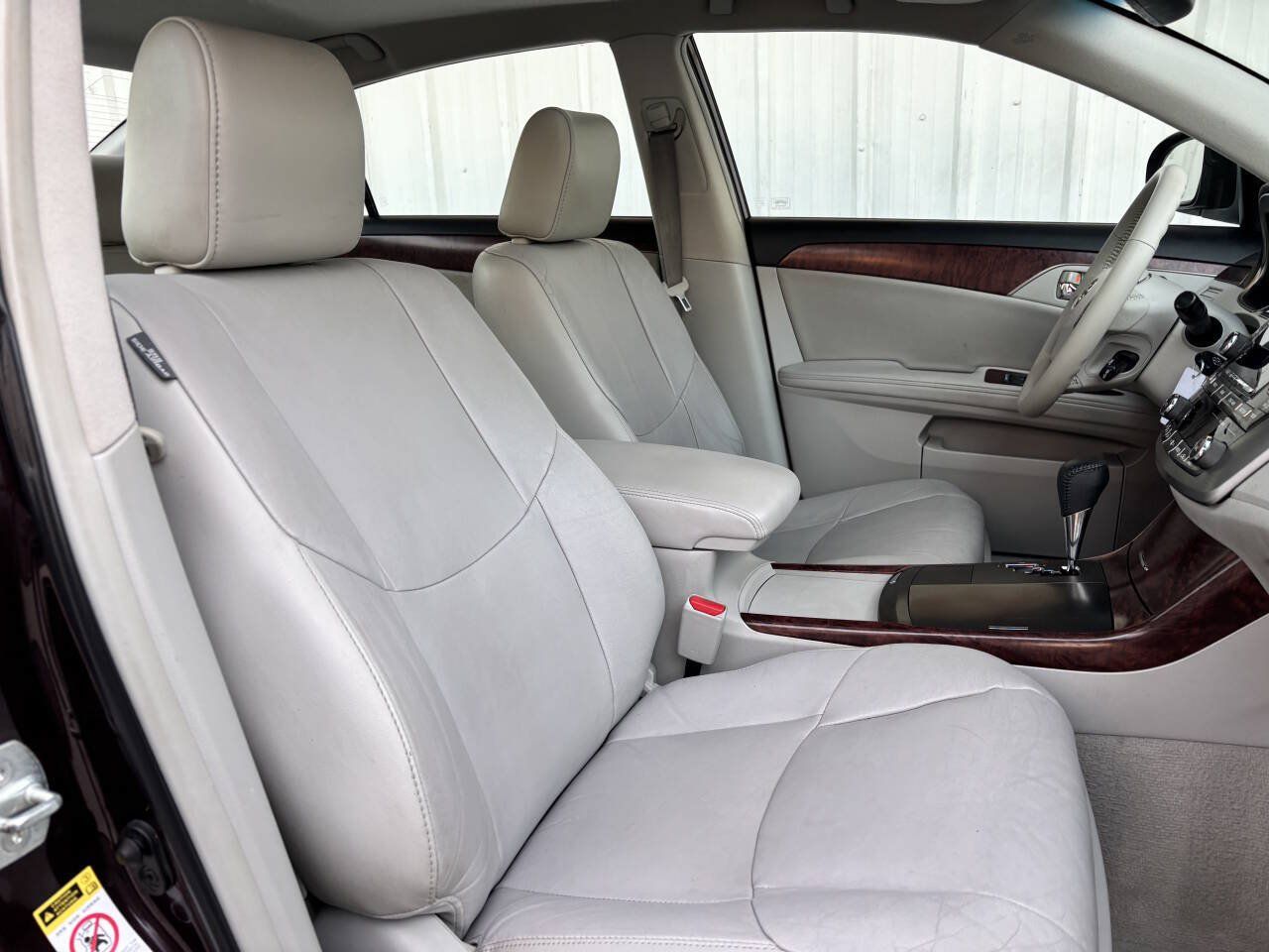 Used 2012 Toyota Avalon FWD image 16