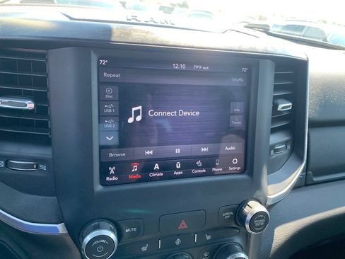 Used 2019 RAM 1500 Big Horn AWD/4WD image 11