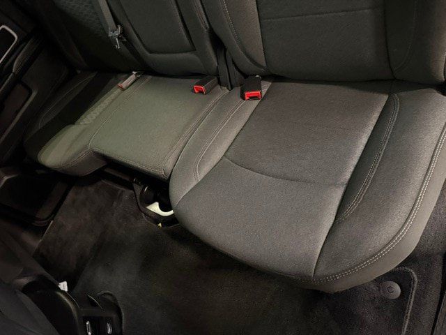 Certified 2025 RAM 2500 Big Horn AWD/4WD image 37