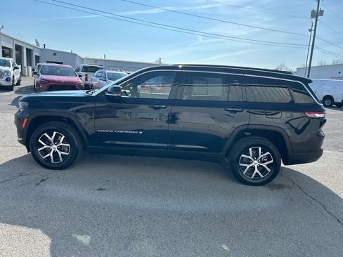 Used 2024 Jeep Grand Cherokee L Limited w/ Luxury Tech Group II image 4