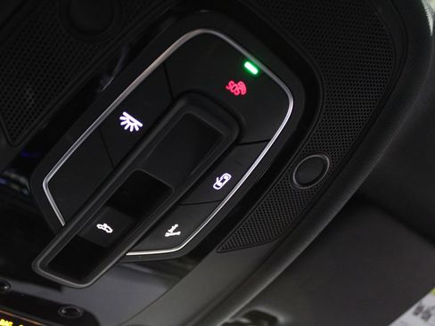 Used 2022 Audi RS 5 Sportback w/ Black Optic Carbon Package image 40