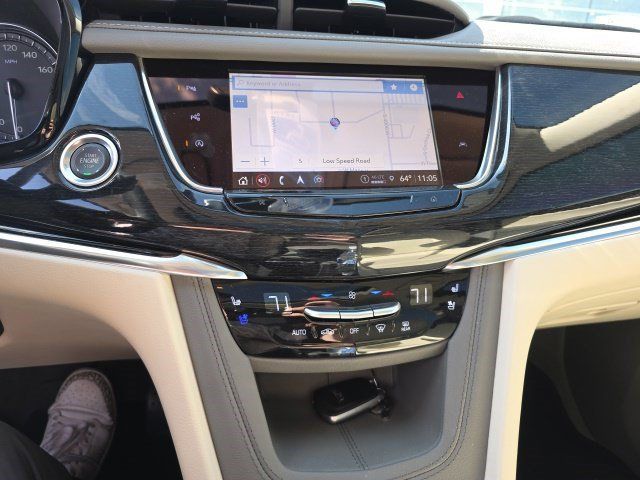 Used 2025 Cadillac XT6 Premium Luxury w/ Technology Package FWD image 5
