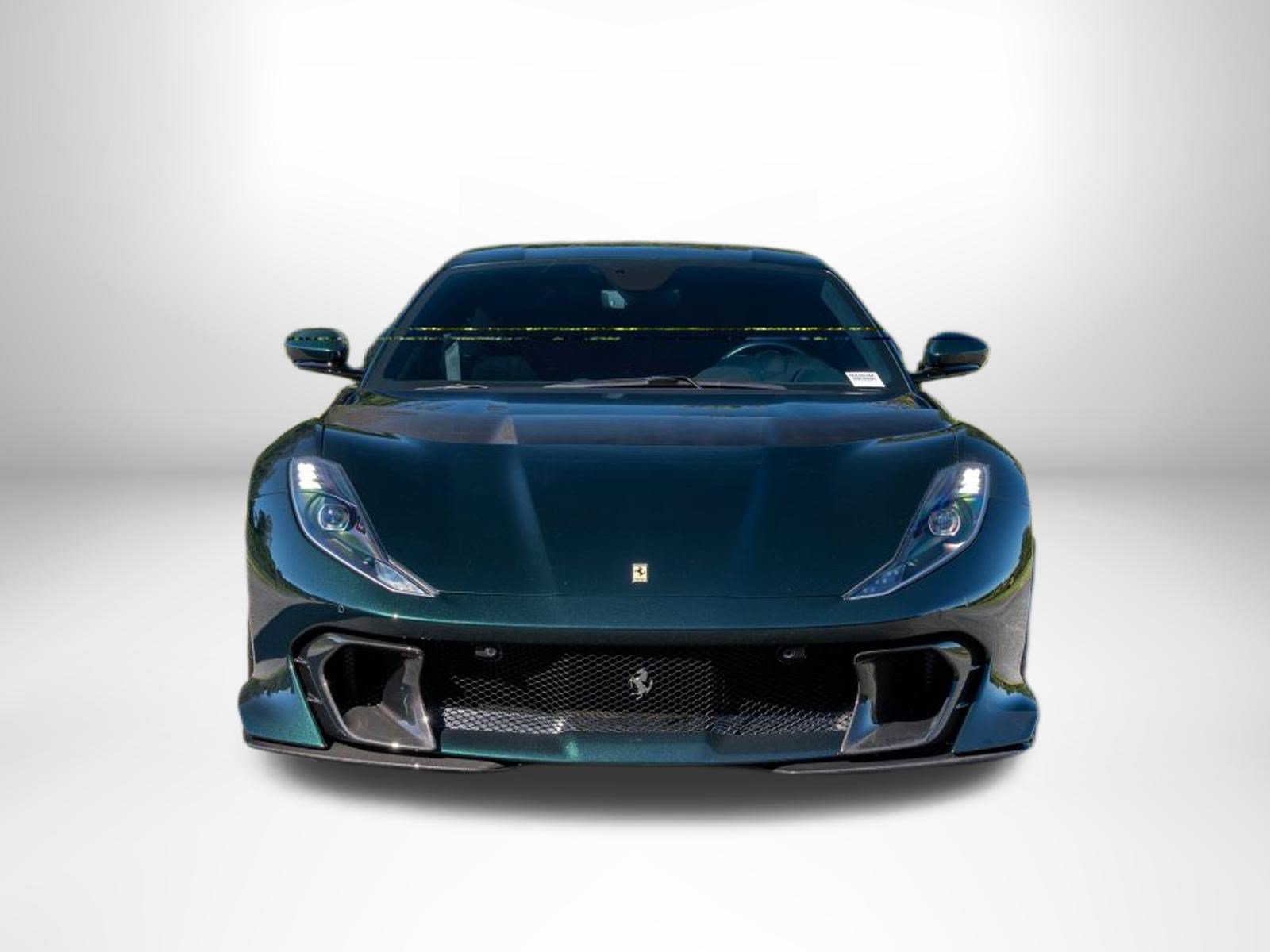 Used 2022 Ferrari 812 Competizione RWD image 5