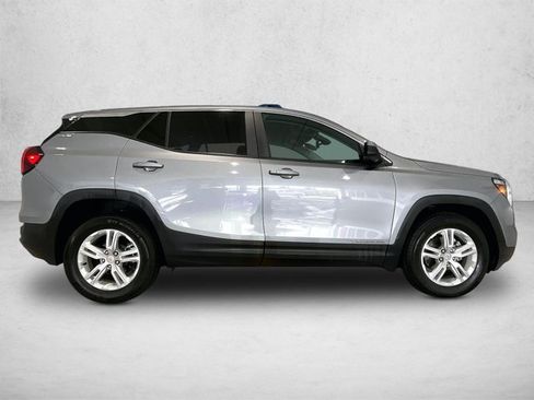 Used 2023 GMC Terrain SLE FWD image 5