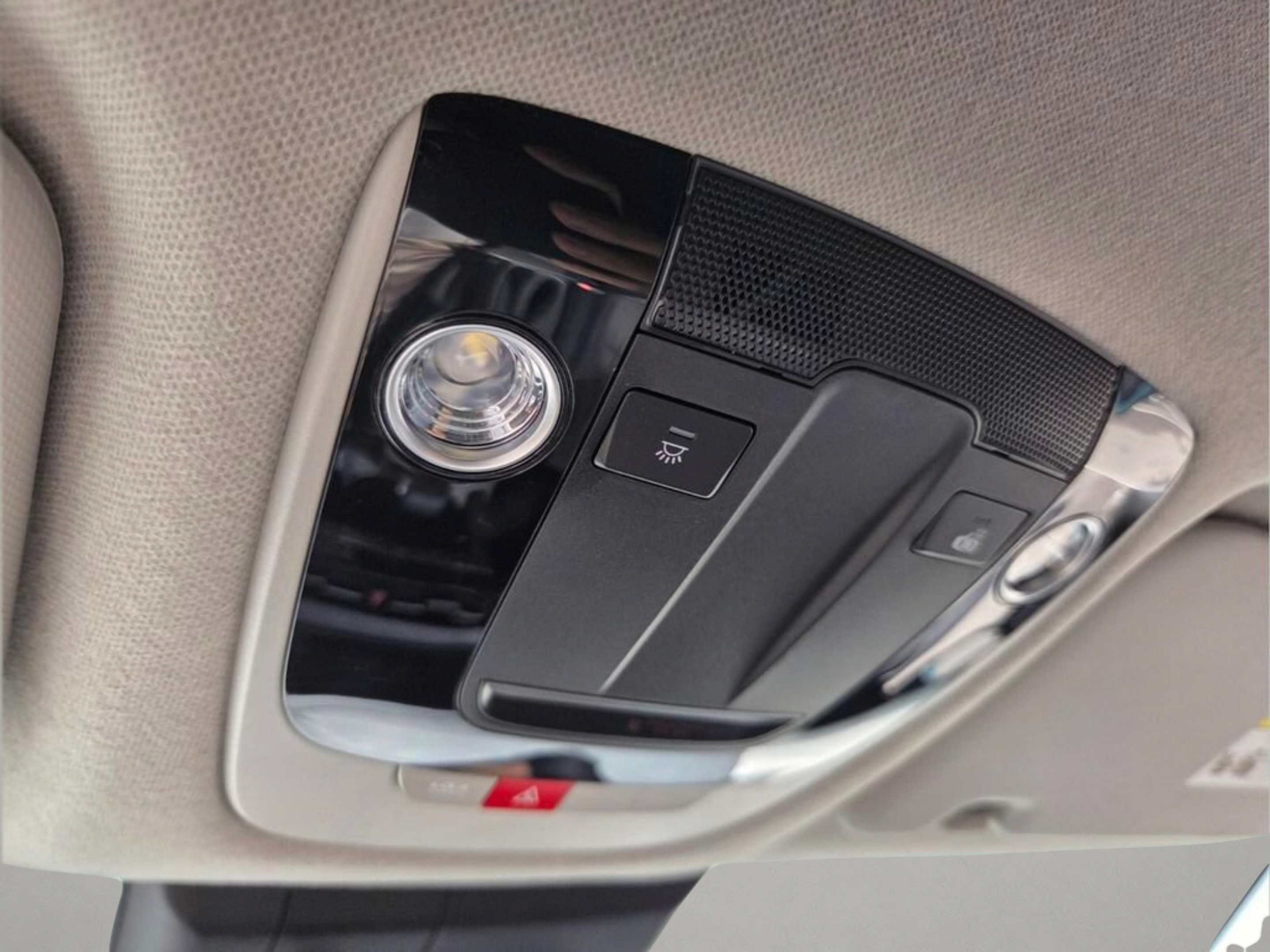 Certified 2025 Kia Seltos S FWD image 28
