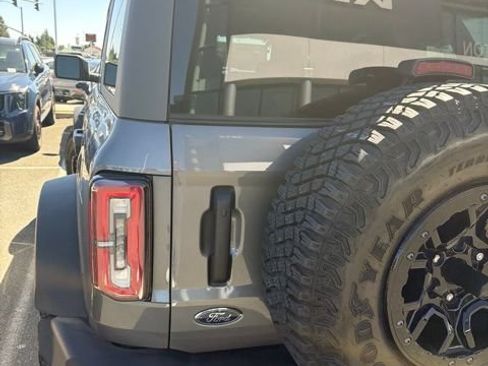 Used 2023 Ford Bronco Wildtrak AWD/4WD image 9