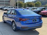 Used 2024 Volkswagen Jetta SE image 3