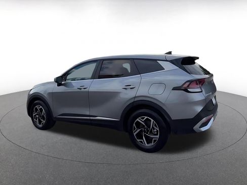 Used 2025 Kia Sportage LX image 10