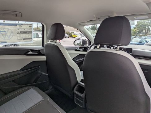 New 2026 Volkswagen Taos S image 31