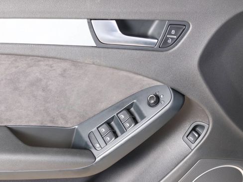 Used 2010 Audi S4 Premium Plus image 11