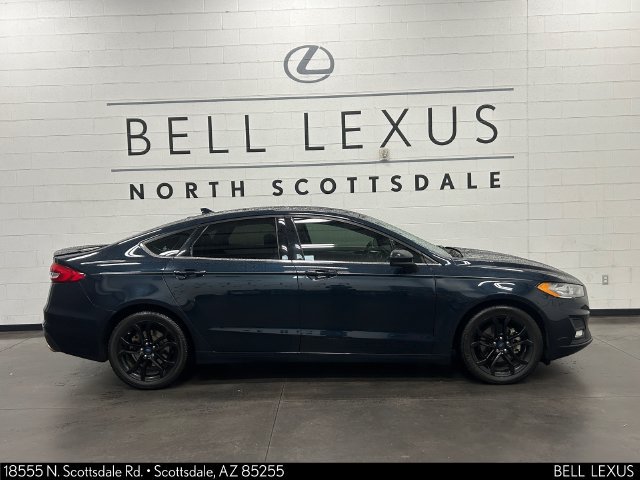 Used 2020 Ford Fusion SE w/ Equipment Group 151A FWD image 3
